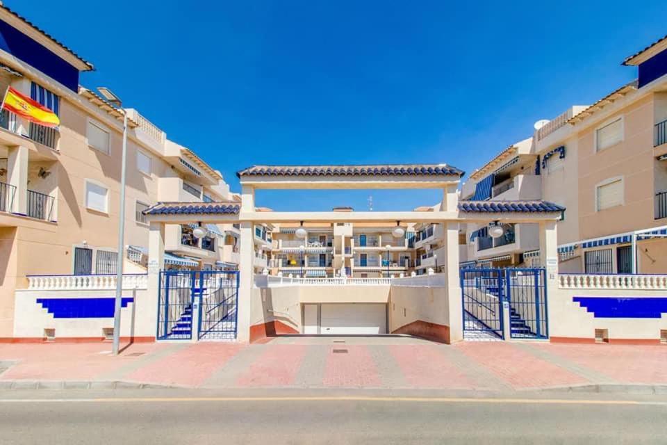 Raxi Apartment Torrevieja Exterior photo